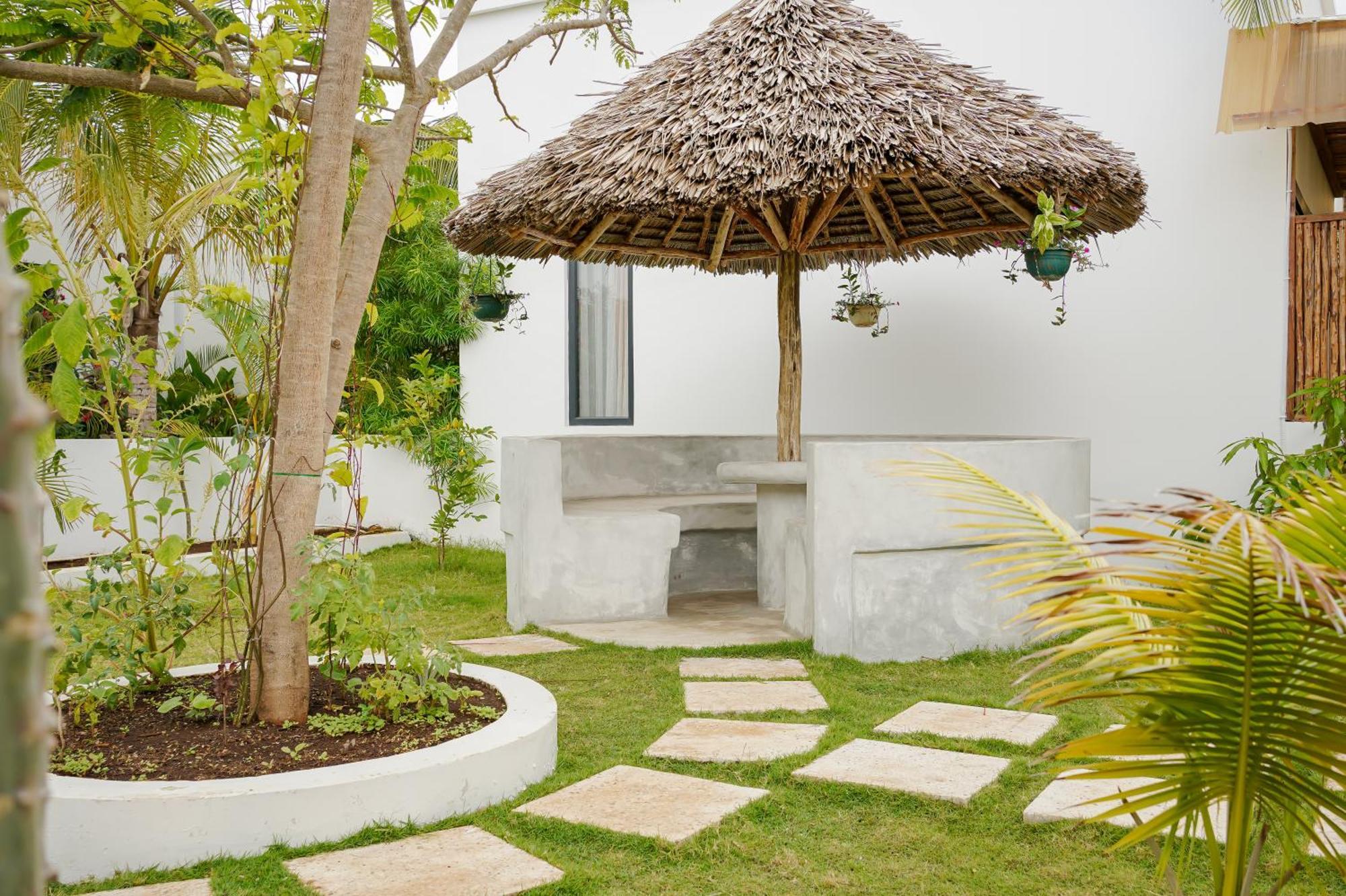 The Bali Resort Zanzibar Pingwe Esterno foto